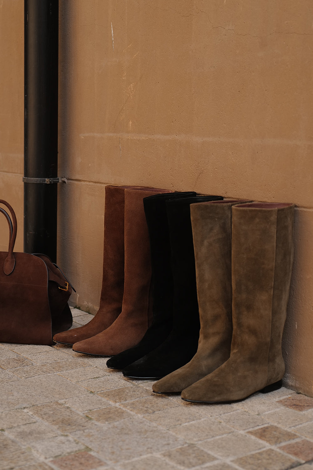 麂皮高筒靴<br>Suede Tall Boots