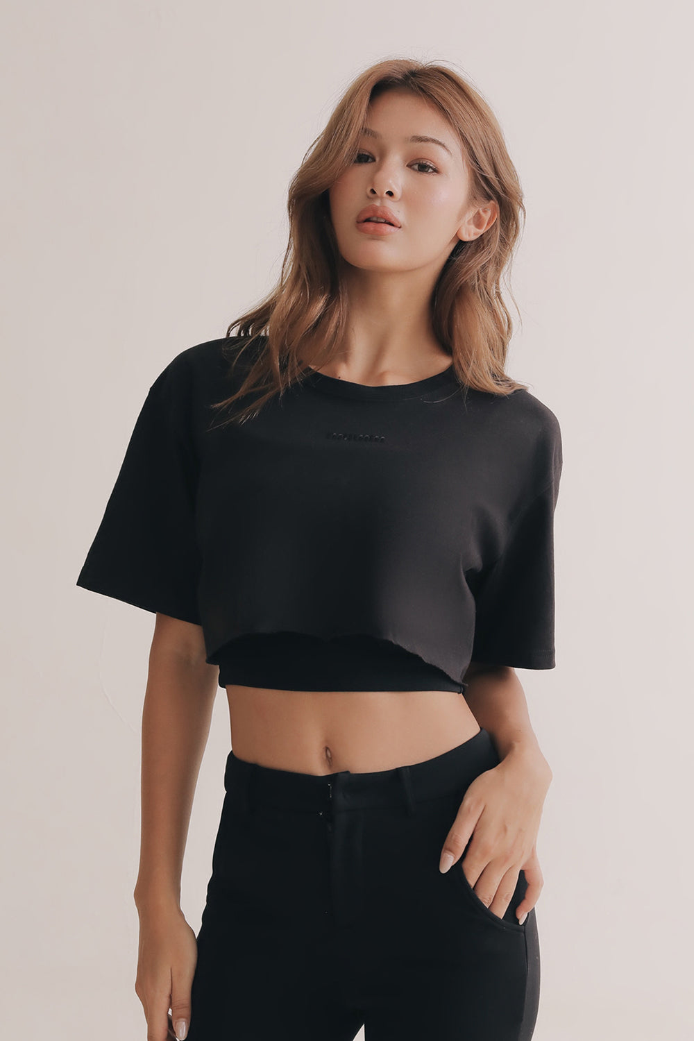 環保材質短版 T-Shirt<br>RECYCLED PET CROP TOP