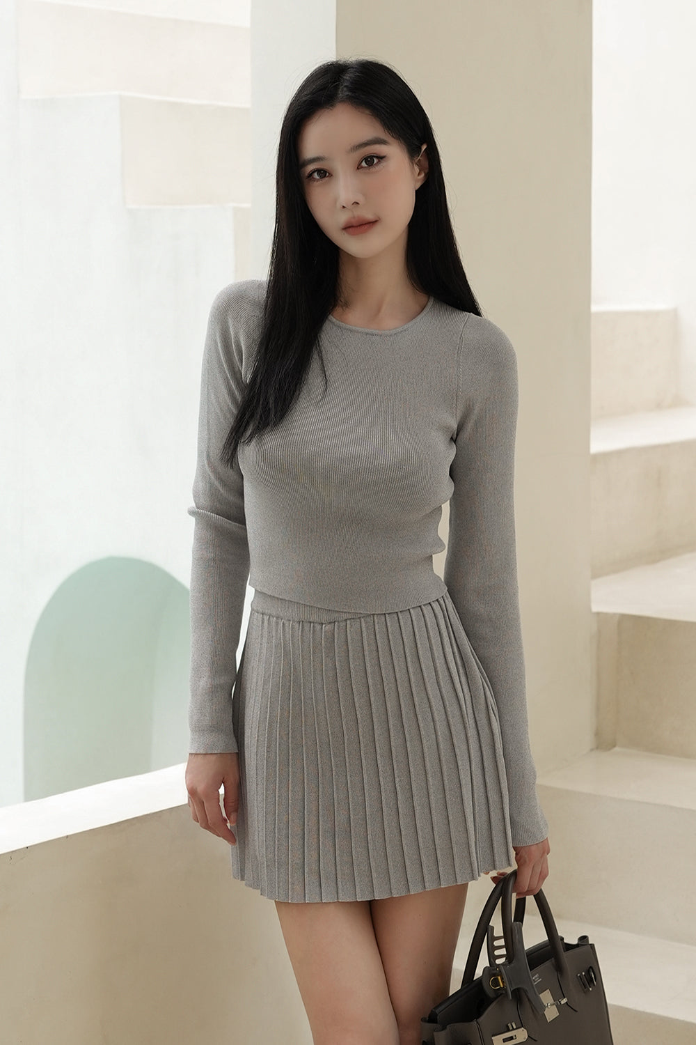 冰紗短版上衣 <br>Ice Knit Long Sleeve Crop Top