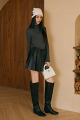 百褶皮革短裙<br>Faux Leather Pleated Skirt
