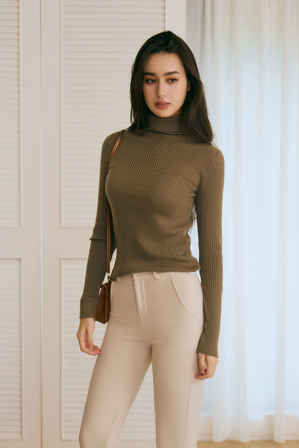 高領針織羊毛長袖上衣<br>High Neck Ribbed Long Sleeve Top