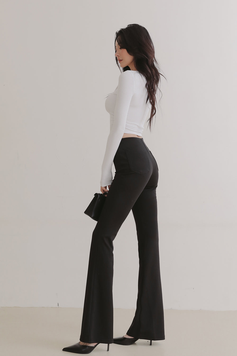 一見鍾情羅紋側抓皺長袖上衣<br>Elegant Rib Knit Long Sleeve Crop Top