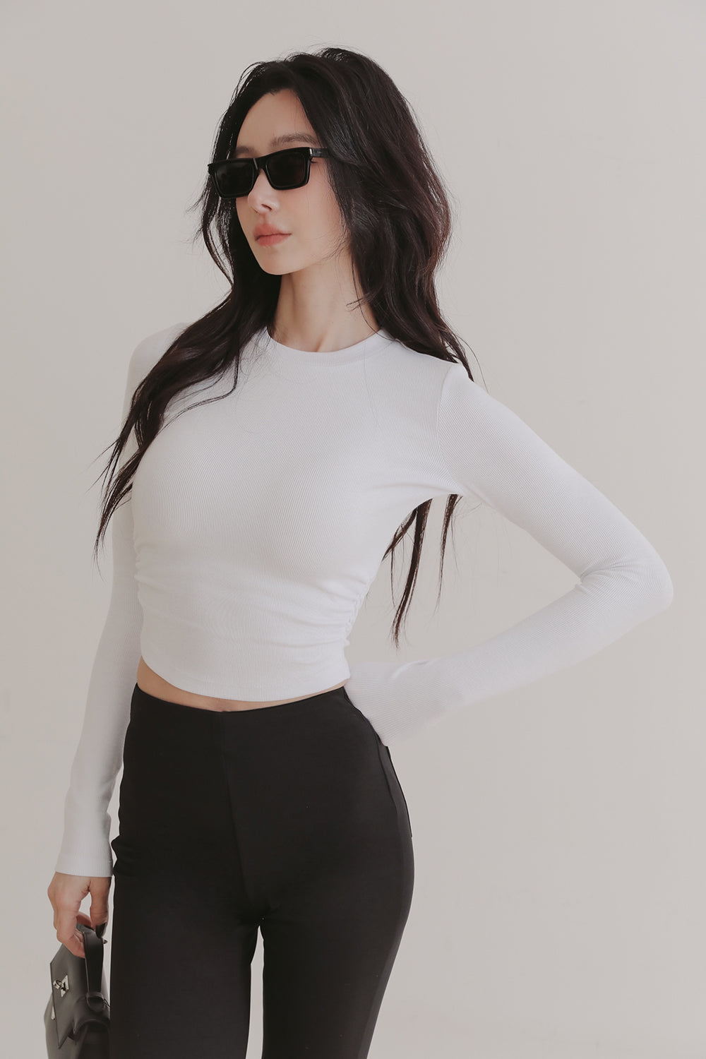 一見鍾情羅紋側抓皺長袖上衣<br>Elegant Rib Knit Long Sleeve Crop Top