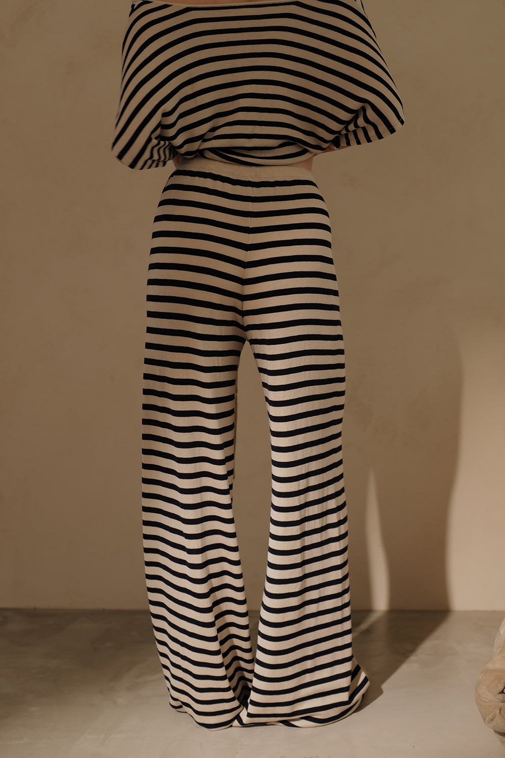 【預購】天絲條紋抽繩寬褲<br>Tencel Striped Drawstring Pants