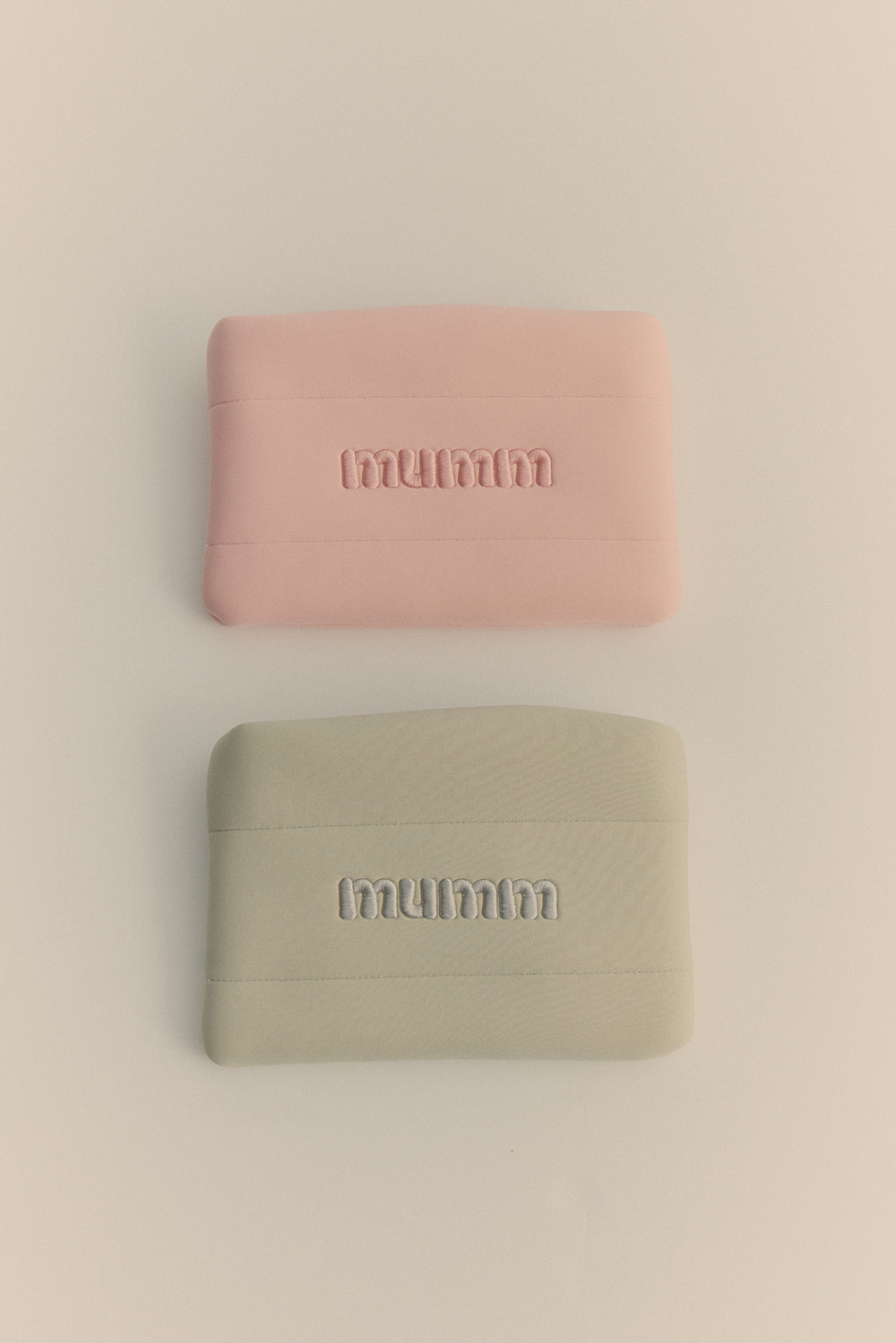 【贈品】mumm 化妝包<br>mumm Quilted Toiletry Bag