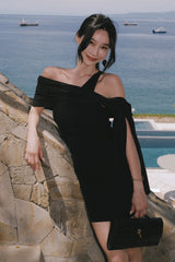 輕氧針織多穿襯墊短洋裝<br>Plain Knit Multiway Shawl Cut Out Mini Bra Dress
