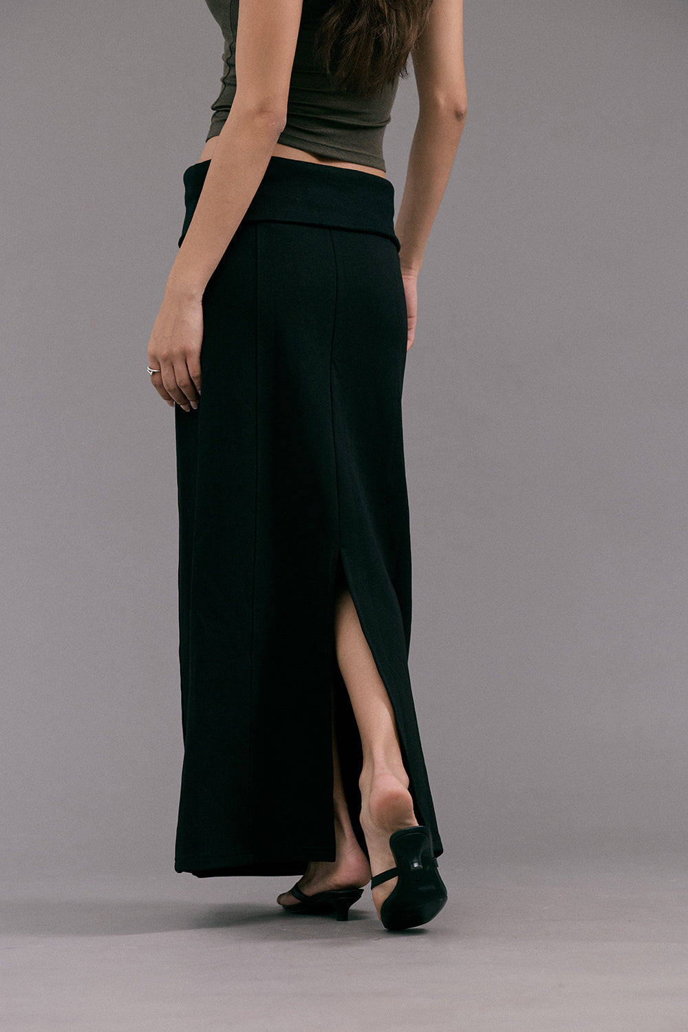 寬翻腰抽繩半身裙<br>Wide Folded Waist Drawstring Maxi Skirt