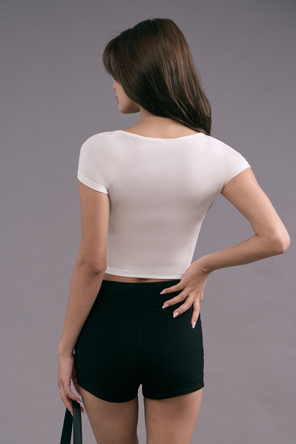 極柔天絲兩穿式短袖上衣<br>Tencel Wool Asymmetrical Neck Sleeve Top