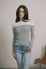 條紋針織圓領長袖上衣<br>Striped Knit Crewneck Long Sleeve Top