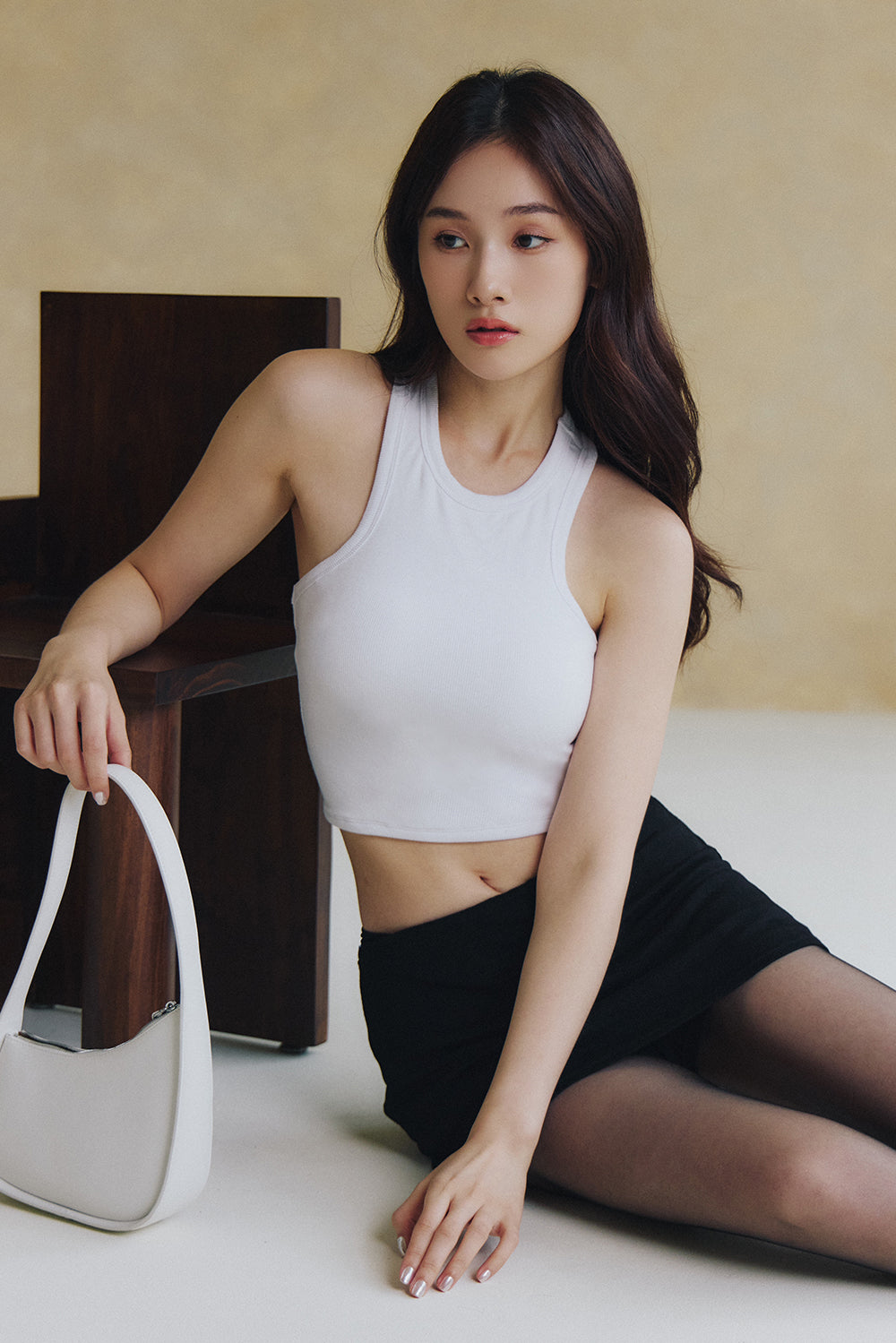 一見鍾情羅紋削肩 BraTop<br>Elegant Rib Knit Cropped Halter Bra Top