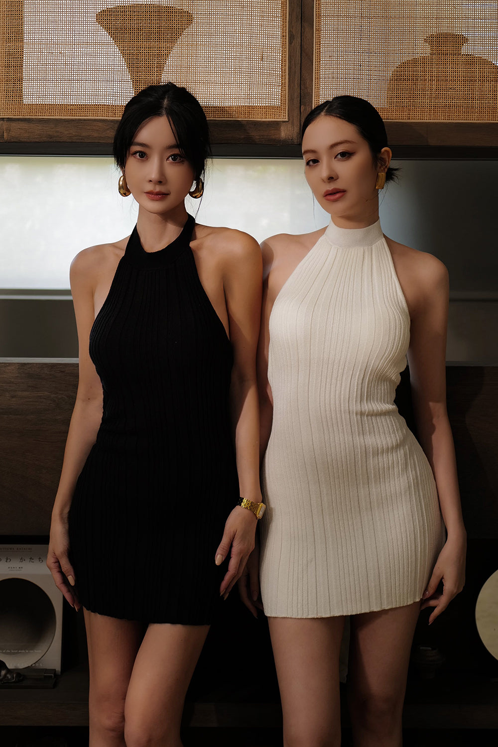 坑條針織繞脖綁帶襯墊短洋裝<br>Wide Ribbed Knit Halter Mini Bra Dress