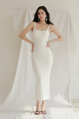 坑條針織方領襯墊長洋裝<br>WIDE RIBBED KNIT MAXI BRA DRESS