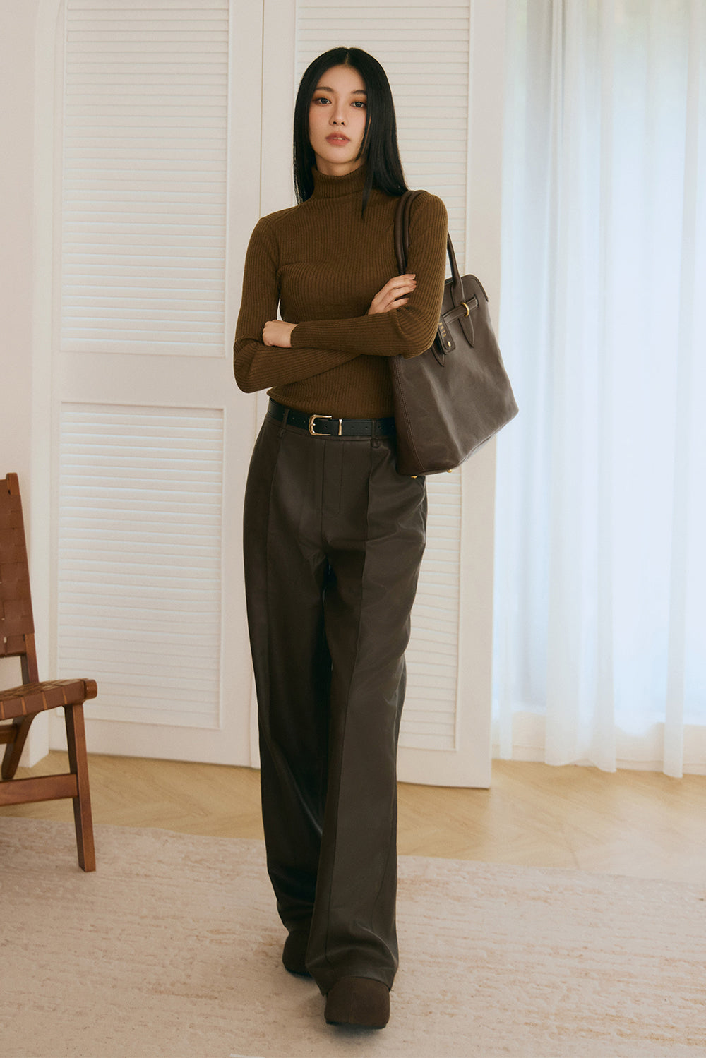 皮革側拉鍊寬褲<br>Faux Leather Wide-Leg Pants
