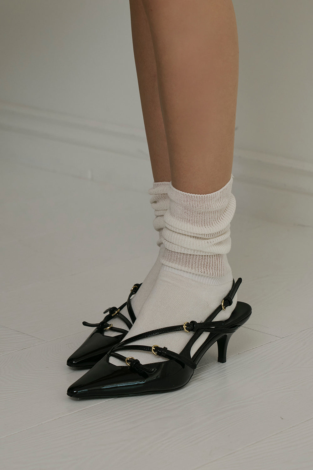 中筒皺皺襪<br>Elegant Rib Knit Loose Socks