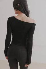 一見鍾情羅紋露肩長袖襯墊上衣<br>Elegant Rib Knit Asymmetric One-Shoulder Long Sleeve BraTop