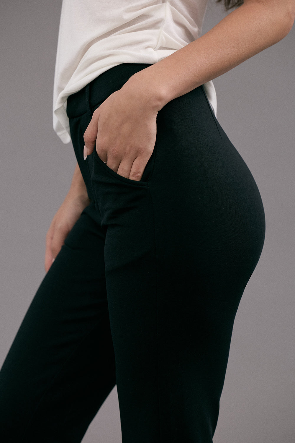 激瘦長腿喇叭褲<br>Elongated Slim Waist Pants