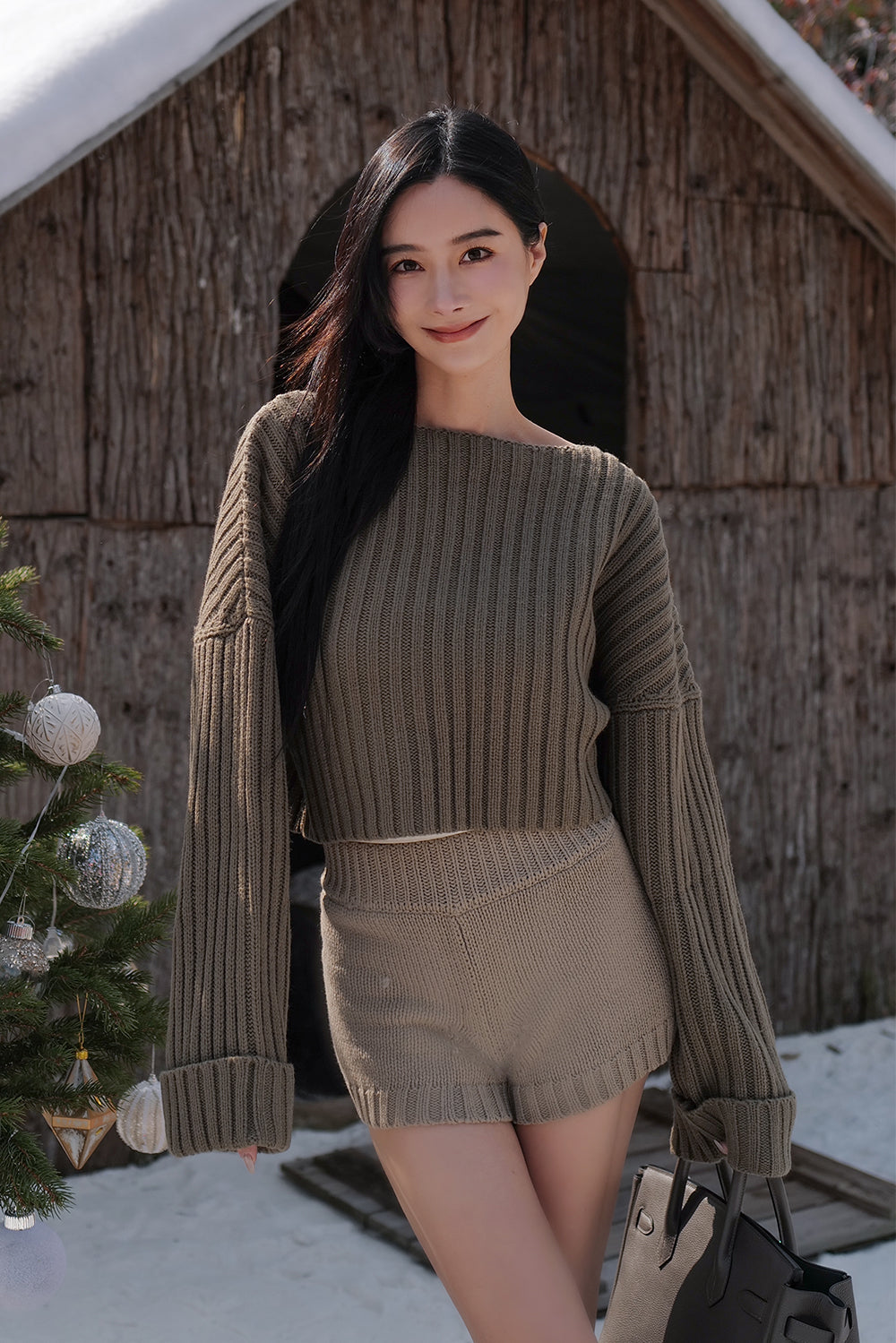 暖暖粗針織短版毛衣<br>Chunky Knit Cropped Sweater